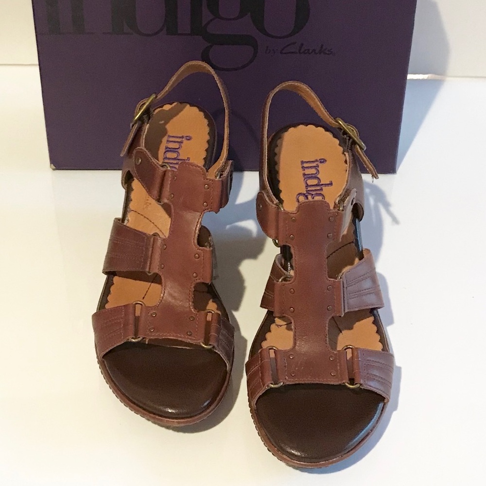 Clarks Sandals - Picture 3 of 8